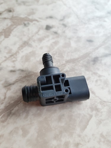 Bosch 0265005319 Power Brake Booster Check Valve Chrysler 68053596AA OEM - Picture 4 of 4