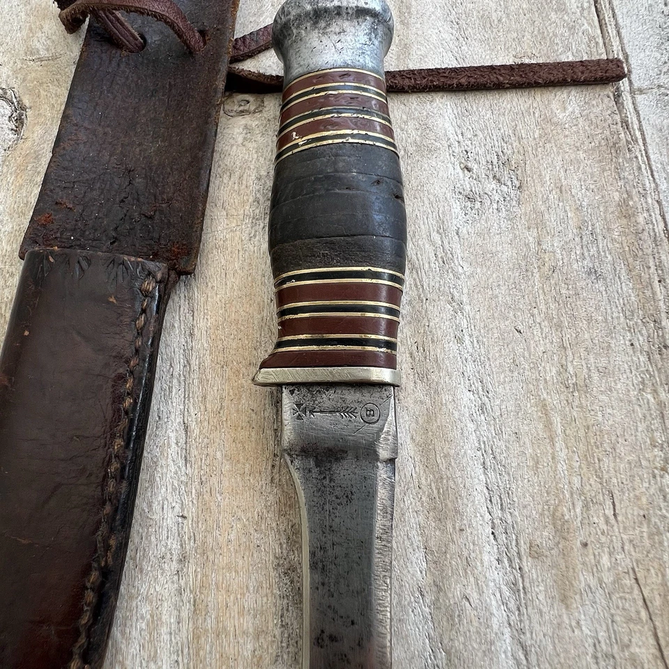 Wade & Butcher Sheffield England leather handled hunting knife - Image 2 of 4