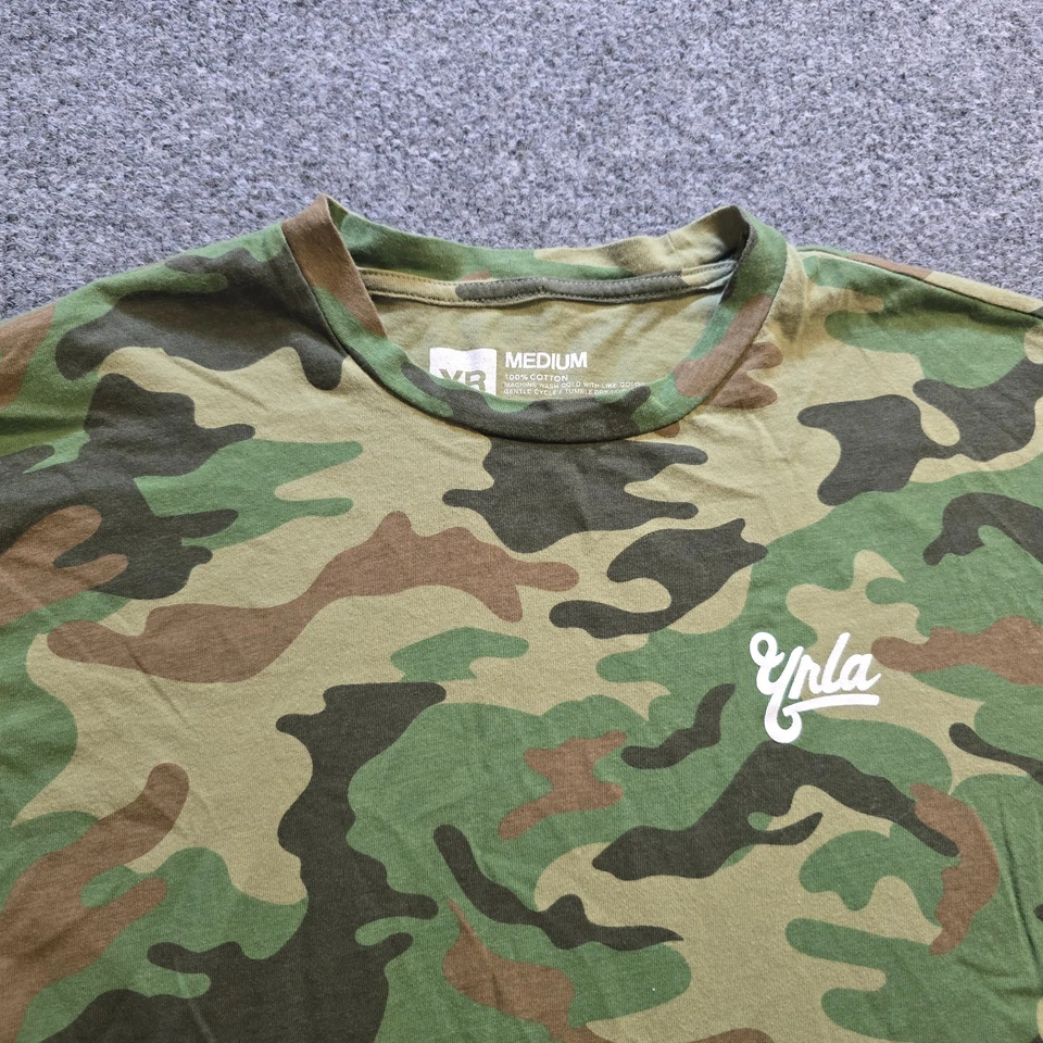 Top Young Recklass Mujer Talla Mediana Verde Camuflaje Bordado Rosas YRLA Informal Foto 2 de 4