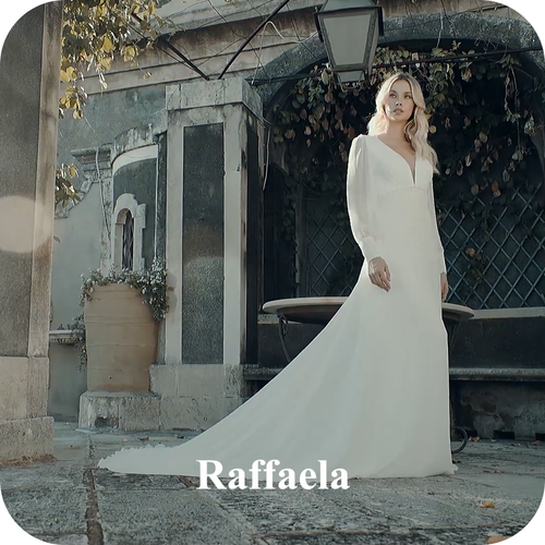 Modeca Raffaela Wedding Dress - Ex Bridal Shop Sample - Retail price: £1,290 - Video 1 of 1
