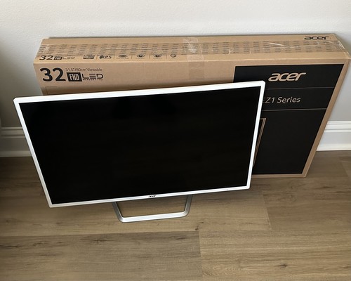 Acer EZ321Q  31.5" Full HD (1920 x 1080) IPS Monitor - White - Picture 1 of 10