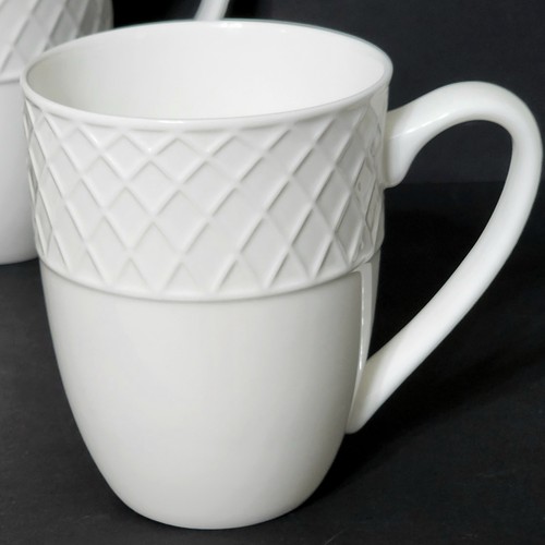 4 MIKASA TRELLIS Cups Mugs Bone China White 14oz Basket Weave FARMHOUSE FRESH - Picture 2 of 4