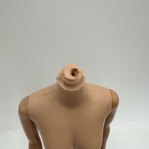 Cuerpo de Barbie cola de caballo vintage solo sin cabeza falta dedo roble - Imagen 4 de 11