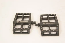 Pedaling Innovations Catalyst 1 CNC Machined Alloy Flat Platform Pedals 9/16