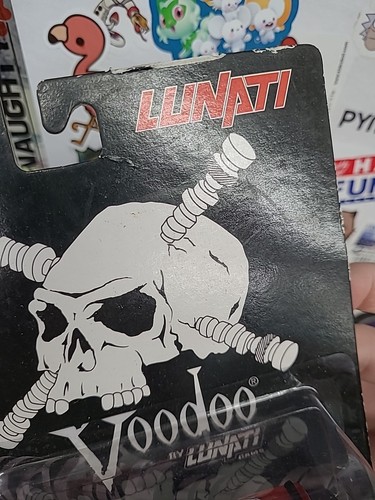 1/64th M2 Machines Auto Drivers R81 Voodoo by Lunati 1971 Plymouth Hemi Cuda - Picture 9 of 13