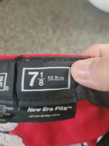 PREOWNED-CINCINNATI REDS~New Era 59Fifty Adult Fitted Cap Sz 7 1/8-Red - Picture 12 of 13