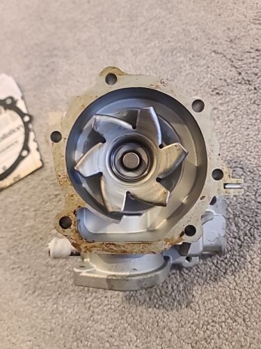 DAYCO WATER PUMP for SUBARU 2.0L 4Cyl 16V SOHC Manual Transmission - Picture 4 of 4