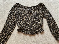 H&M WOMEN’S LONG SLEEVE OFF SHOULDER KNIT TOP LEOPARD PRINT XS XSmall New Button