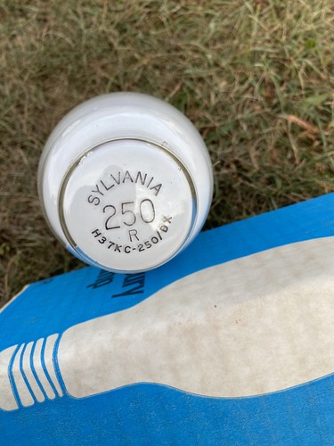SYLVANIA H37KC DX 250 Watt Mercury Lamp Light Bulb DC-H37 - Picture 3 of 4