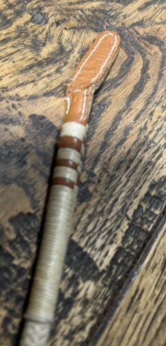 Vintage Equestrian New Old Stock Horse Riding Crop Whip Leather & Braided Flax - Picture 3 of 4
