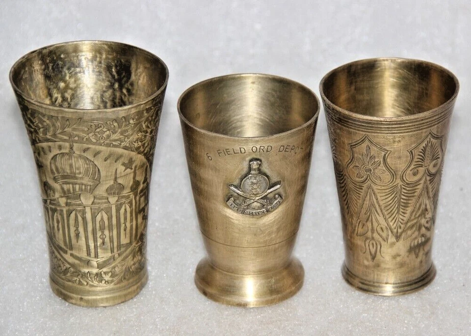 Antiguo vaso de latón original grabado a mano - 13619 Foto 3 de 4