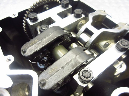 2006 06-09 POLARIS VICTORY KINGPIN OEM REAR CYLINDER HEAD VALVE COVER TOP END - Picture 6 of 12