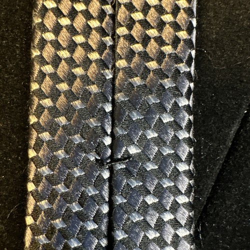 Stafford Black Pattern Men's Tie 100% Silk 60L x 3.25 Necktie - Picture 8 of 11