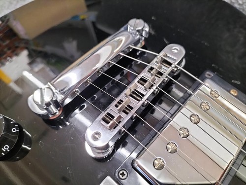 Gibson Les Paul Studio Ebony Black Made in USA 2007 Electric Guitar - Picture 5 of 20