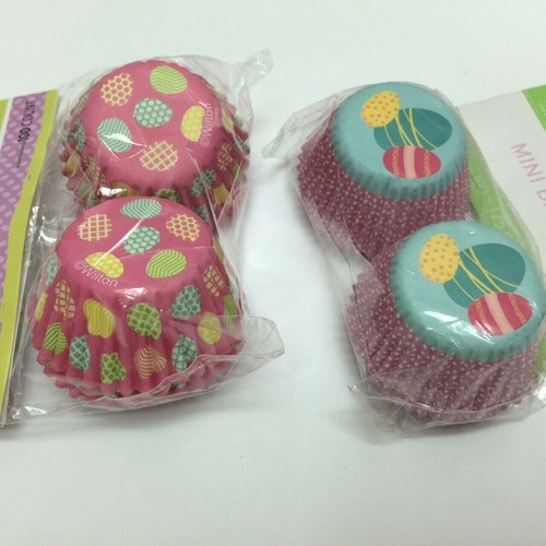 Juego de suministros para hornear cupcakes/muffins huevo de Pascua conejito pollito Wilton - Imagen 4 de 5