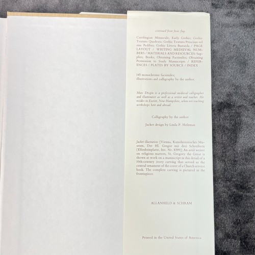 Medieval Calligraphy History and Technique Marc Drogin HC DJ 1980 - Picture 22 of 24