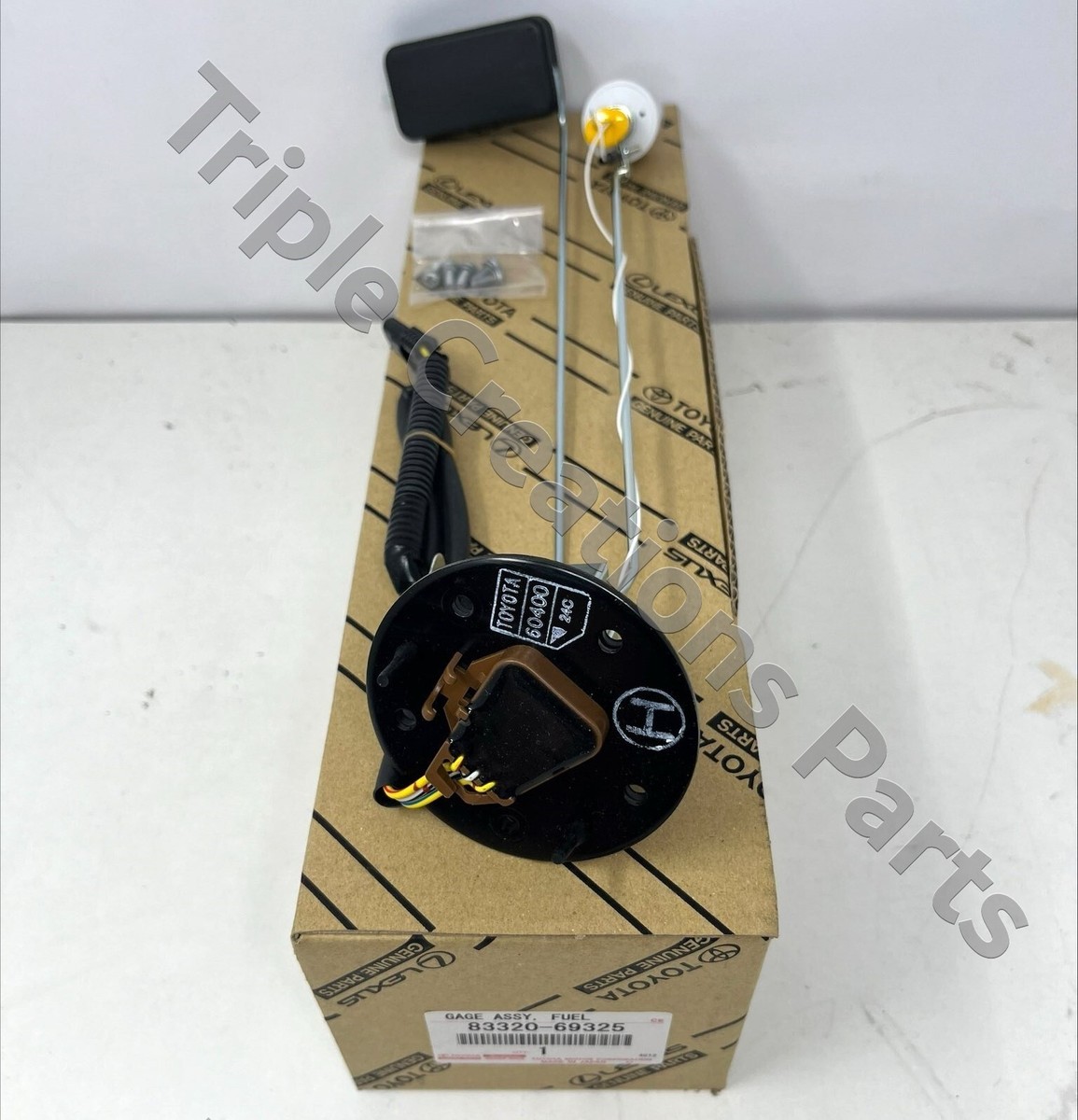 GENUINE Toyota 83320-69325 GAGE ASSY, FUEL SENDER 8332069325