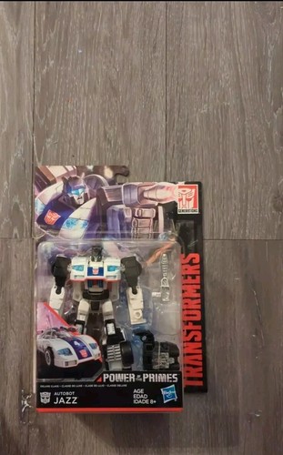 Transformers ~ JAZZ ACTION FIGURE ~ Deluxe Class ~ Power of the Primes MAGA - Picture 1 of 2