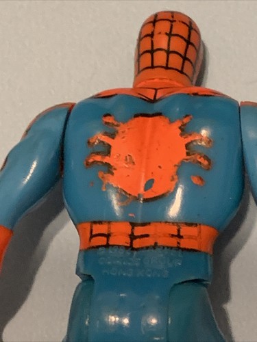 VINTAGE Spider-Man 1984 Marvel Action Figure Secret Wars w/Shield Ships Fast! - Picture 8 of 9