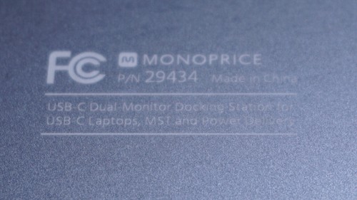 Macbook Pro and USB-C Laptops Monitor Docking Station, Display Port, HDMI, VGA - Picture 5 of 6