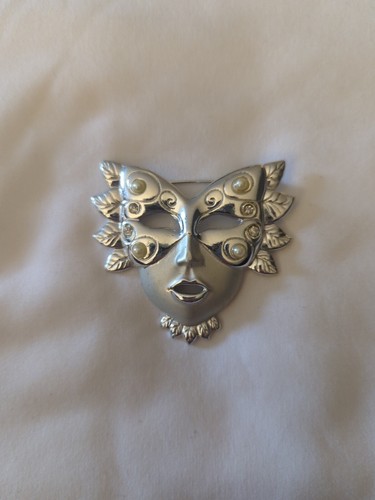 Vintage GESICHTSMASKE BLATT KARNEVAL Brosche silberfarben mit Perlen und Strass - Bild 2 von 4
