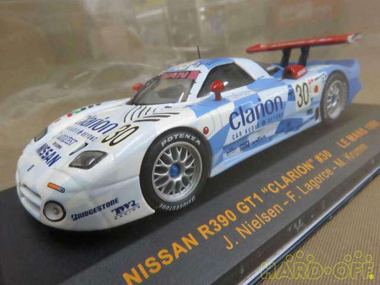Ixo Nissan R390 Gt1 30 Model Car Magazyn z natychmiastową dostawą