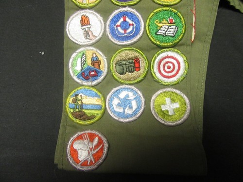 Faja de insignia de mérito de Boy Scout con 25 insignias de mérito sólido HBG - Imagen 3 de 3