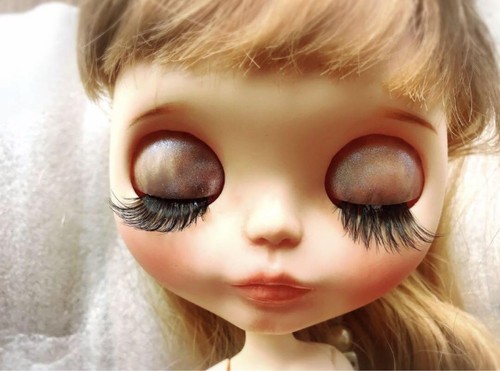 Blythe Neo Custom Mischanti Biale Brew Doll - No Outfit Condition - Picture 8 of 18