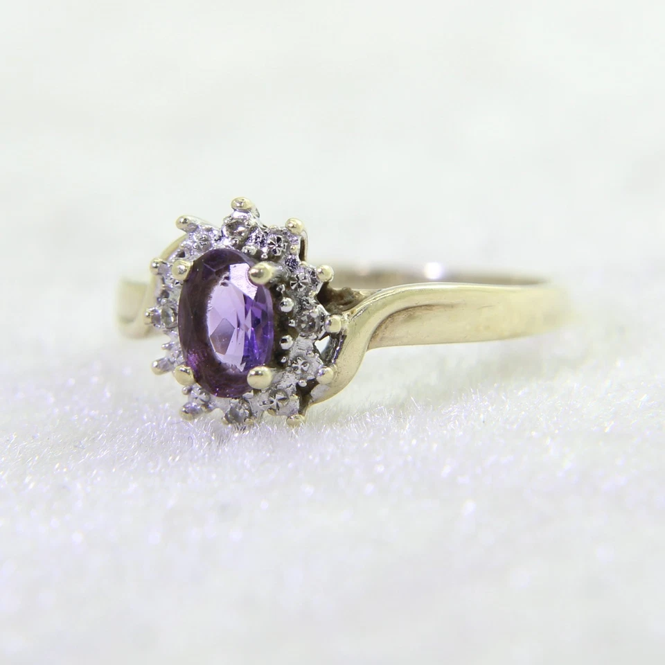 Кольцо с золотым аметистом и бриллиантами 9 карат размер 5 3/4 - L - Изображение 2 из 4