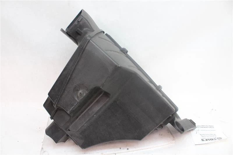 Used Air Cleaner Assembly fits: 2010 Bmw 128I 3.0 Grade A - Image 4 of 4