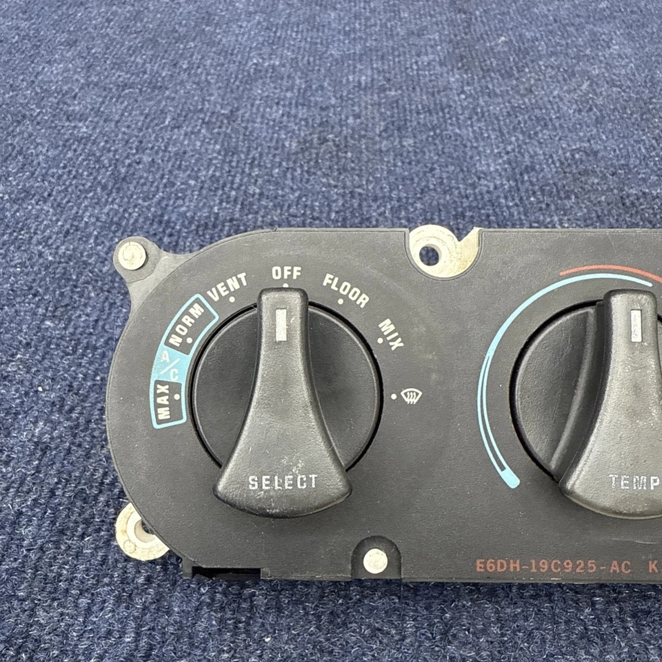 Ford Mustang 1987-1989 calefacción aire acondicionado control de clima OEM Foxbody E6DH-19C925-AC Foto 2 de 4