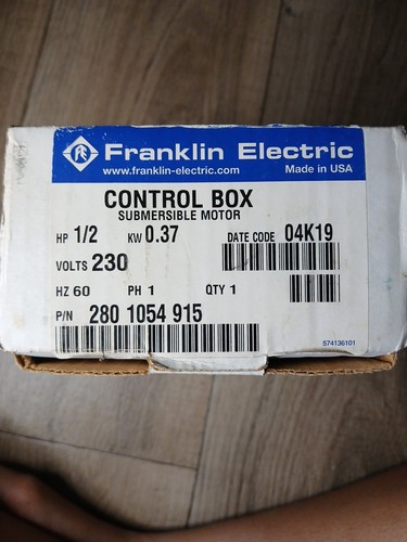 Franklin Electric 2801054915 230V QD Submersible Motor Control Box