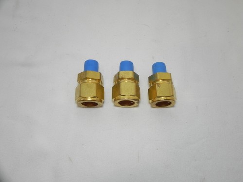 Swagelok Brass Male Connector Tube 5/8   1/4NPT - Picture 1 of 2