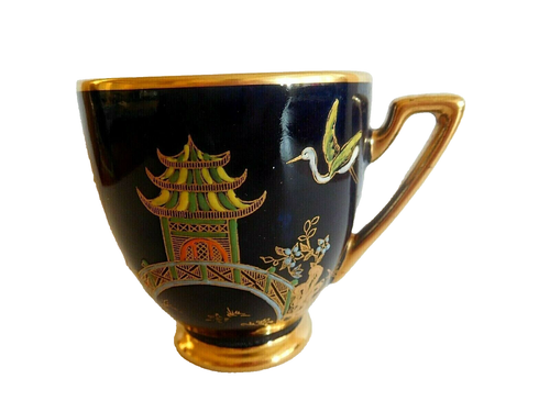 ART DECO CARLTON WARE PAGODA PATTERN ENAMELLED DEMI TASSE COFFEE CUP AND SAUCER - Picture 3 of 17