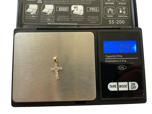 9ct Gold Cross Pendant with 0.25ct of Clear Stone - Small Gold Pendant Cross - Picture 16 of 16