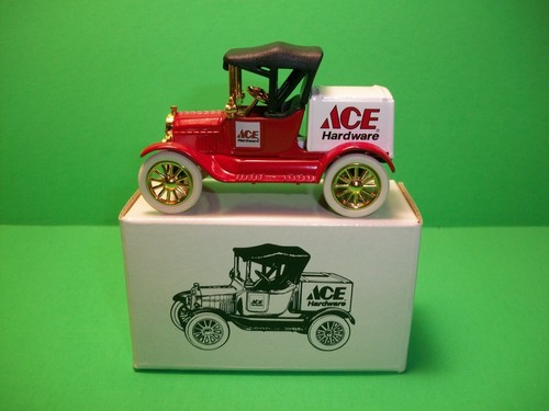 ERTL ~ ACE Hardware ~ 1949 White Tilt Cab Truck & 1918 Ford Runabout ~ w/Box - Picture 4 of 8