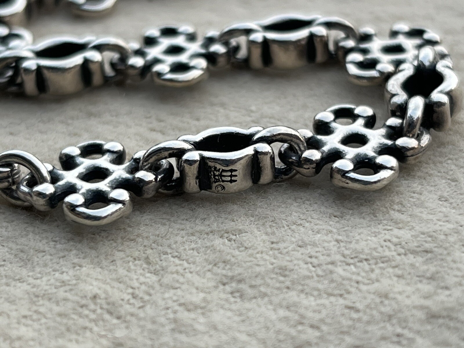 JAMES AVERY RETIRED LINKED CROSS FAITH BRACELET - image 4