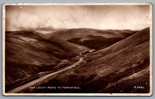 Postcard Banffshire Scotland c1935 The Lecht Road to Tomintoul RPPC - Imagen 1 de 2