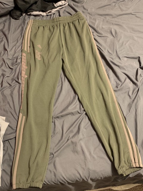 green calabasas pants