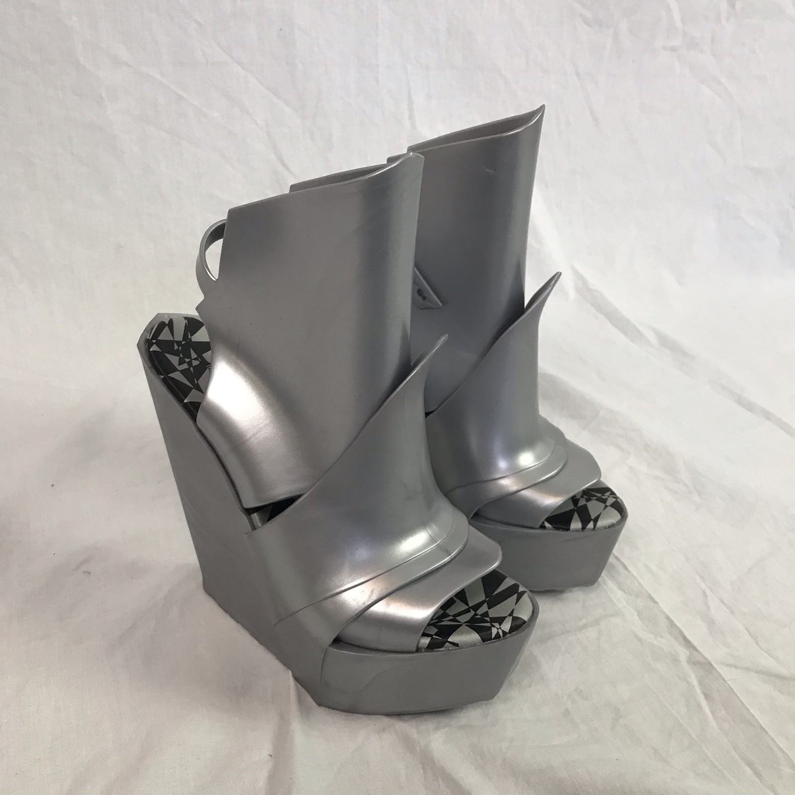 Melissa ascensión + Gareth Pugh Plata Plataforma Sandalia de cuña Talla 6 Melissa ascensión + Gareth Pugh Pugh Pugh Plata Plataforma Sandalia de cuña Talla 6 suministramos lo mejor