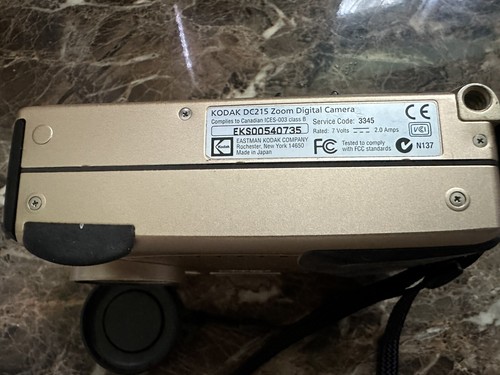 Kodak DC 215 Zoom Digital Camera - Millennium 2000 Edition - W/ Case & SD Card - Picture 5 of 12