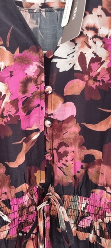 Sussan dress Size 16 fit flare black And Pink floral long sleeve Office Brunch - Picture 9 of 12
