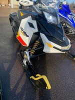 2011 Ski Doo MXZ X 800R