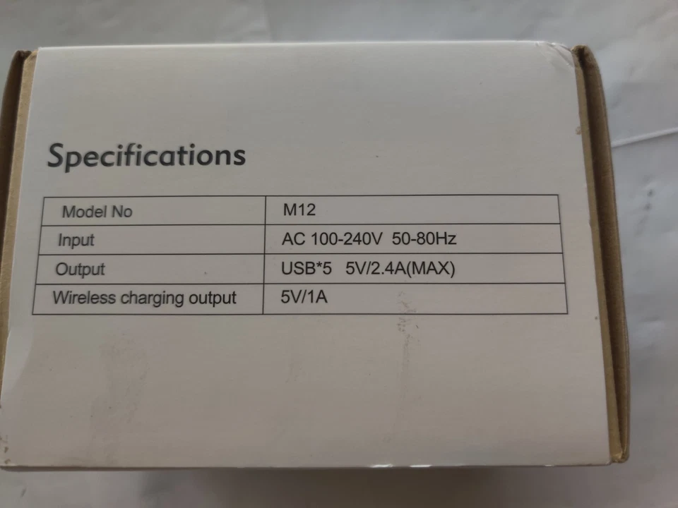 Cargador USB inteligente EC Technology 50W 10A 5 puertos con carga QiWireless Foto 4 de 4
