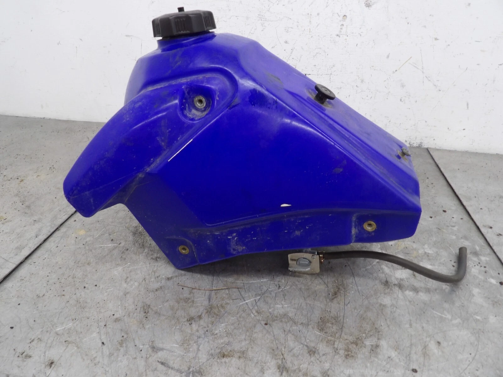 2000 - 2007 Yamaha TTR125 OEM Gas Fuel Tank 5HP-24110-30-00 TTR
