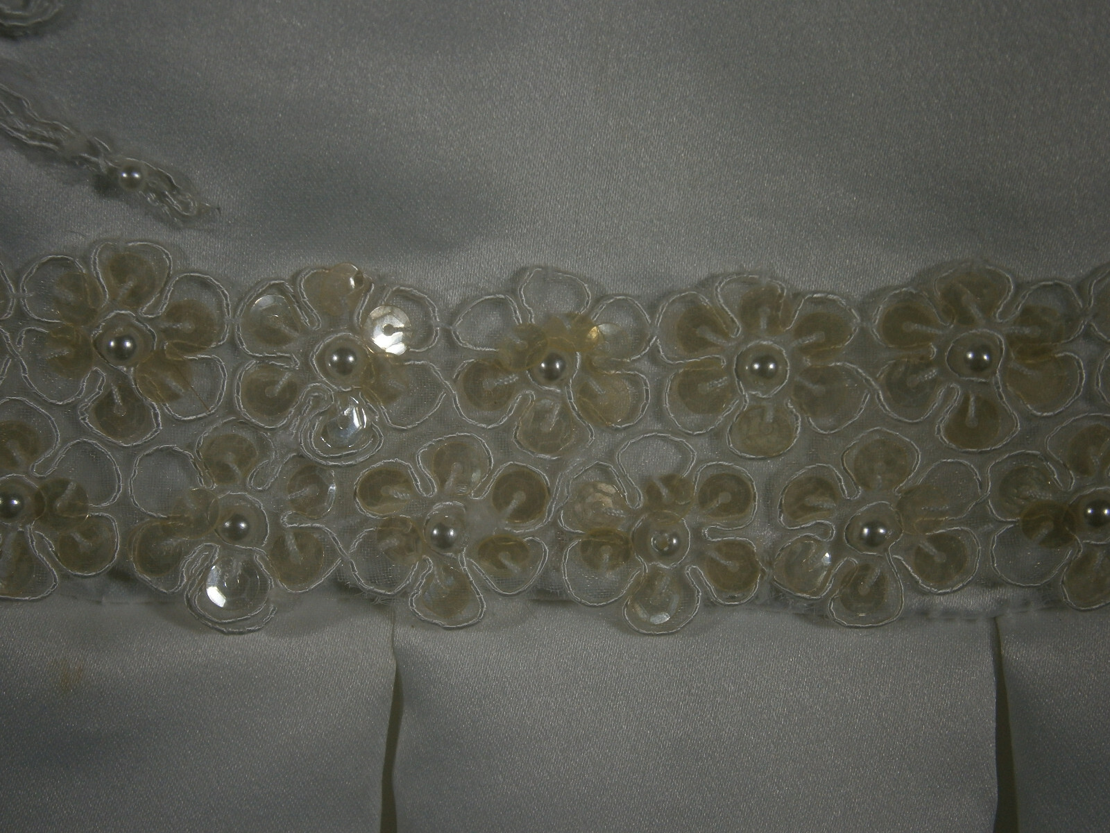 Picture 4 of 8