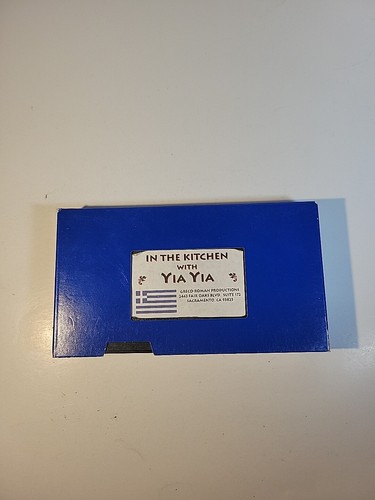 In The Kitchen With Yia Yia VHS Vintage Greek Cooking Tape - Picture 2 of 7