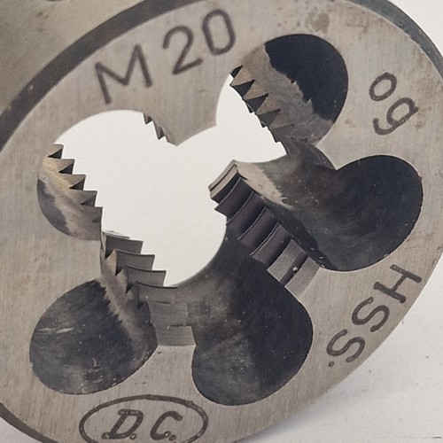 SWISS DC Hand Die M20 Threading Tools RIGHT DIE - Imagen 4 de 6
