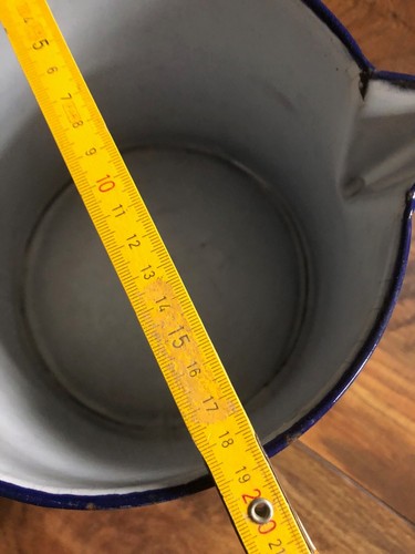 Große Emaille Kanne mit Ausgießer Öffnung oben Durchmesser 19 cm - Bild 3 von 8