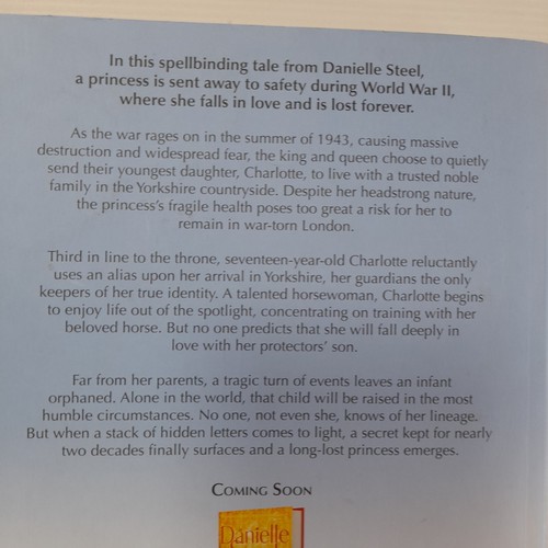 Danielle Steel x 2 Royal + The Whittiers Women's Fiction Large Paperback - Picture 3 of 19